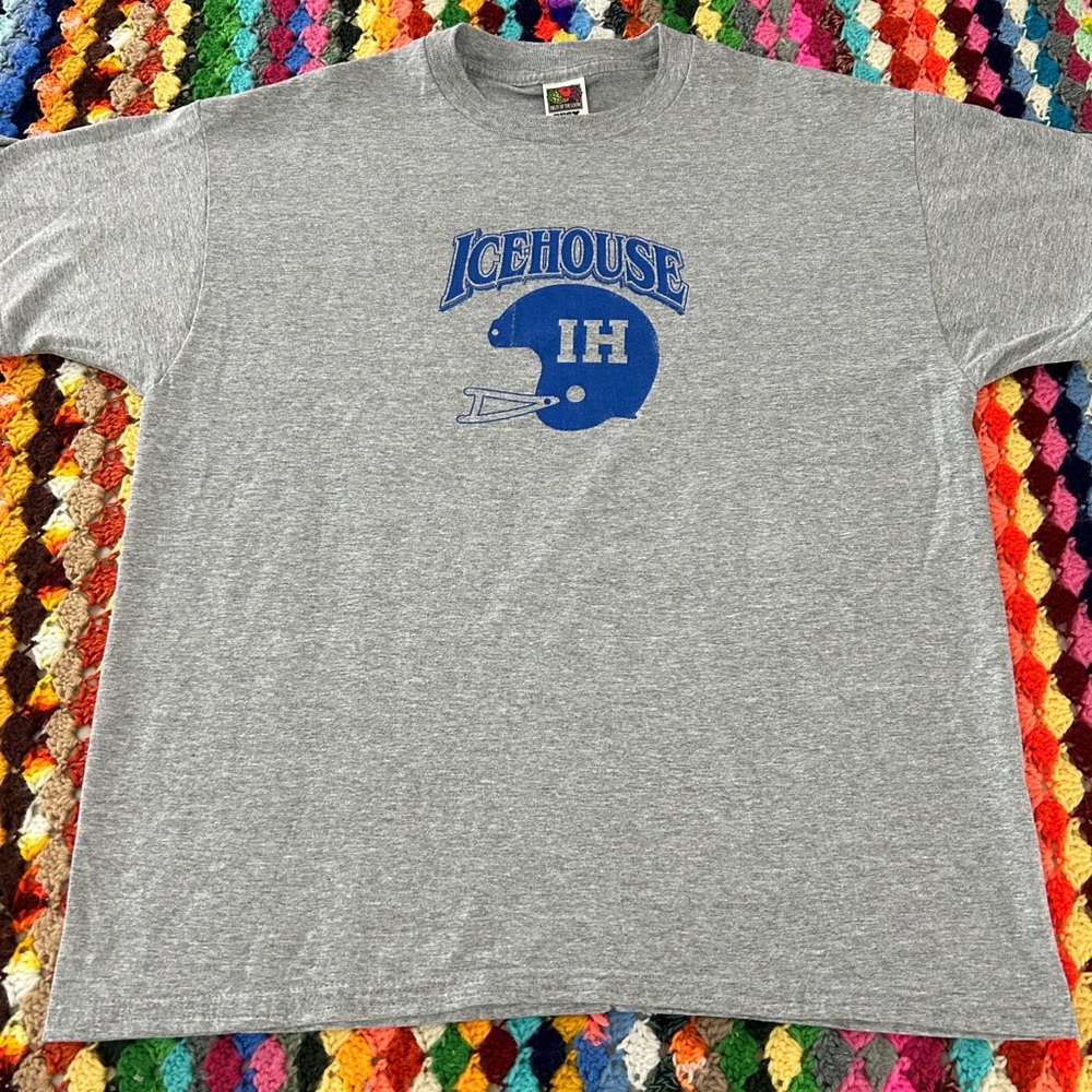 Vintage 90s Icehouse Beer Football Graphic Tee Y2K Fruit of the Loom Uni…